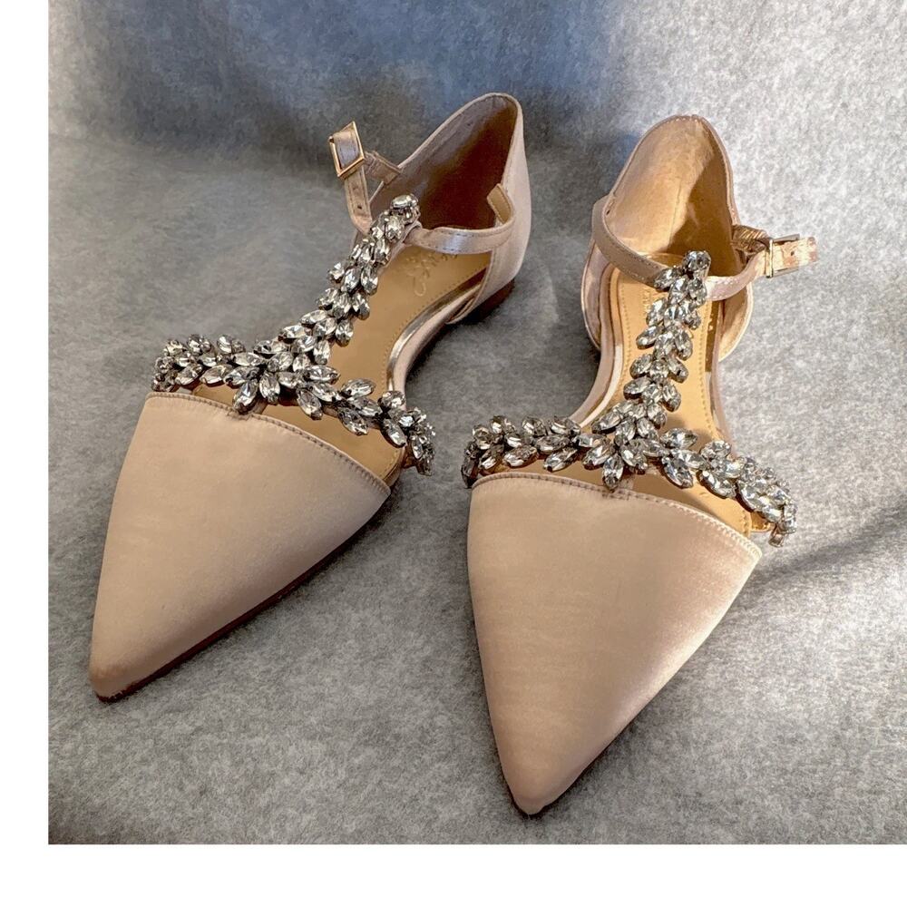 Jewel Badgley Mischka Beige Satin Silk Pointed Toe Ankle Strap Flats 5.5